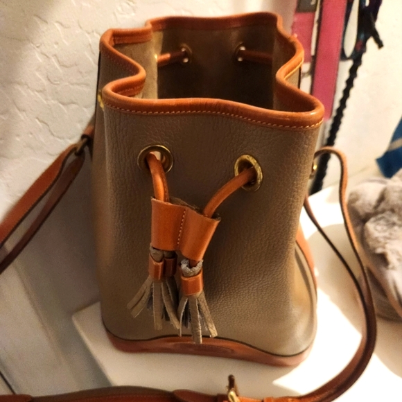 Dooney & Bourke Bucket Bag - Picture 1 of 7